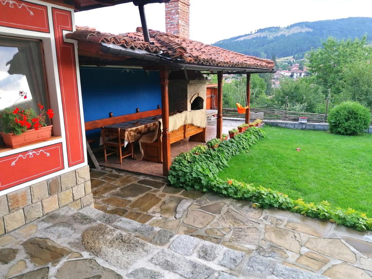 Hotel Радкината Къща Kopriwschtiza Exterior foto