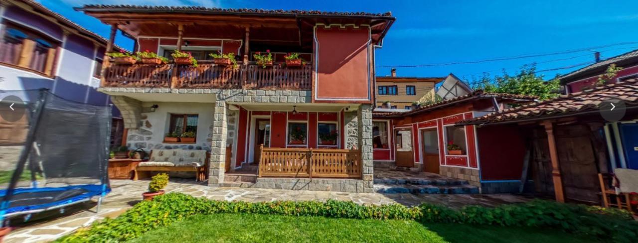 Hotel Радкината Къща Kopriwschtiza Exterior foto