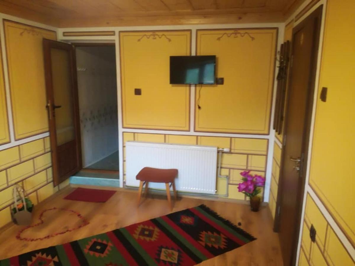 Hotel Радкината Къща Kopriwschtiza Exterior foto