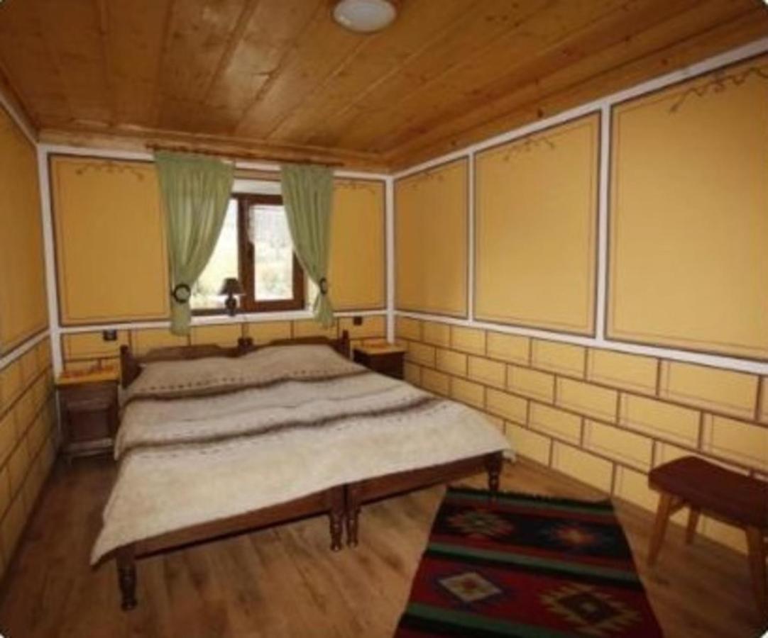 Hotel Радкината Къща Kopriwschtiza Exterior foto