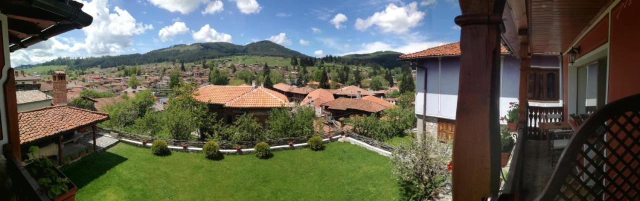 Hotel Радкината Къща Kopriwschtiza Exterior foto